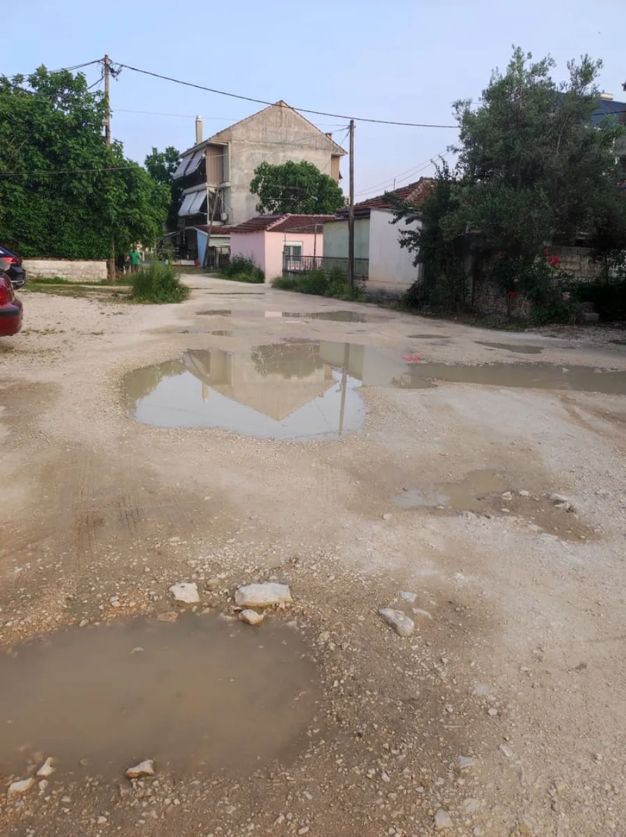 «Ευχαριστούμε τον Δήμο για τις… λίμνες..» Οργή κατοίκων στον Βοτανικό! 1 votanikos limnes