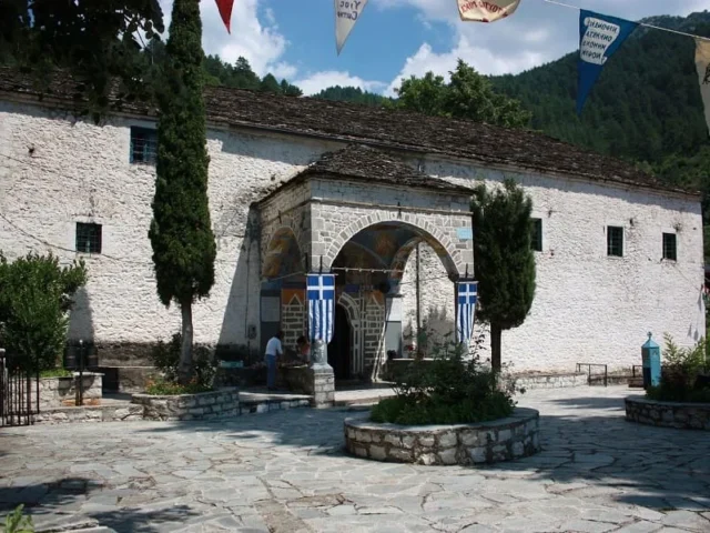 palioseli agia paraskeui