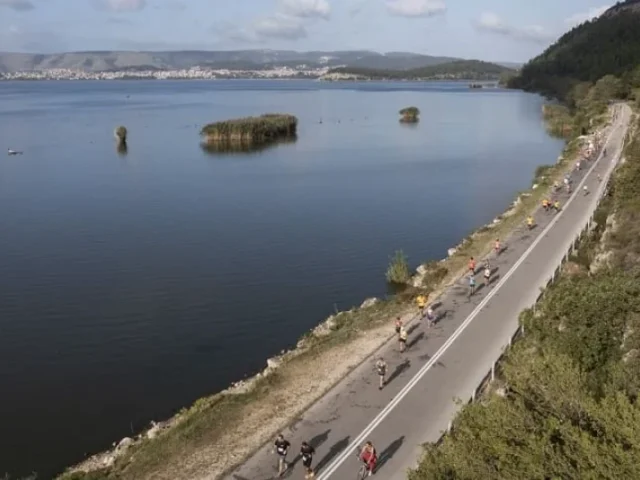 paralimnios podilatodromos