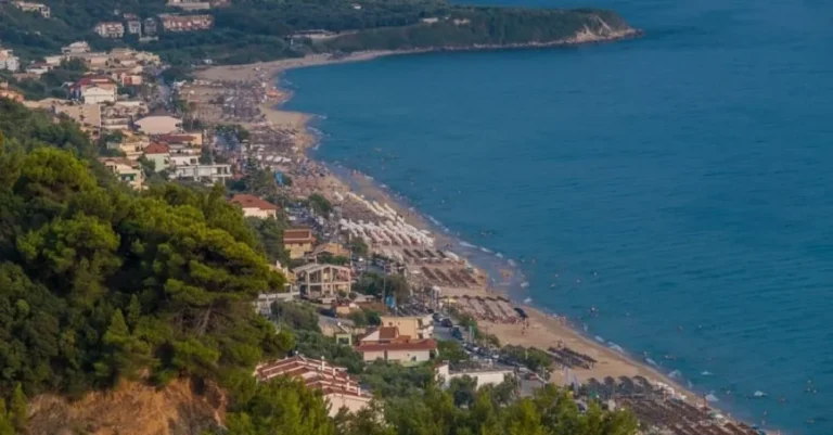 paralia loutsa vraxos