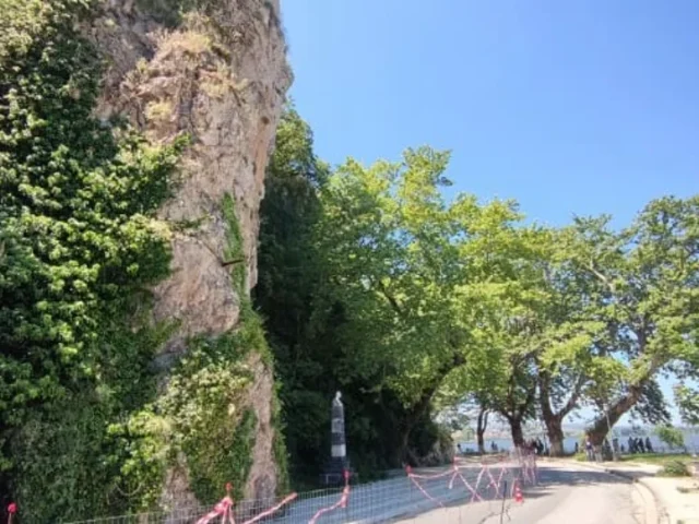 paralimnios filosofou