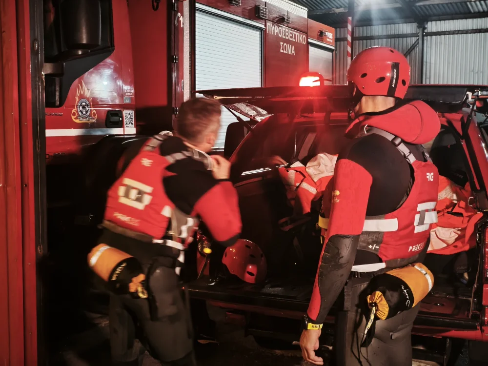 pirosvestes emak vradi