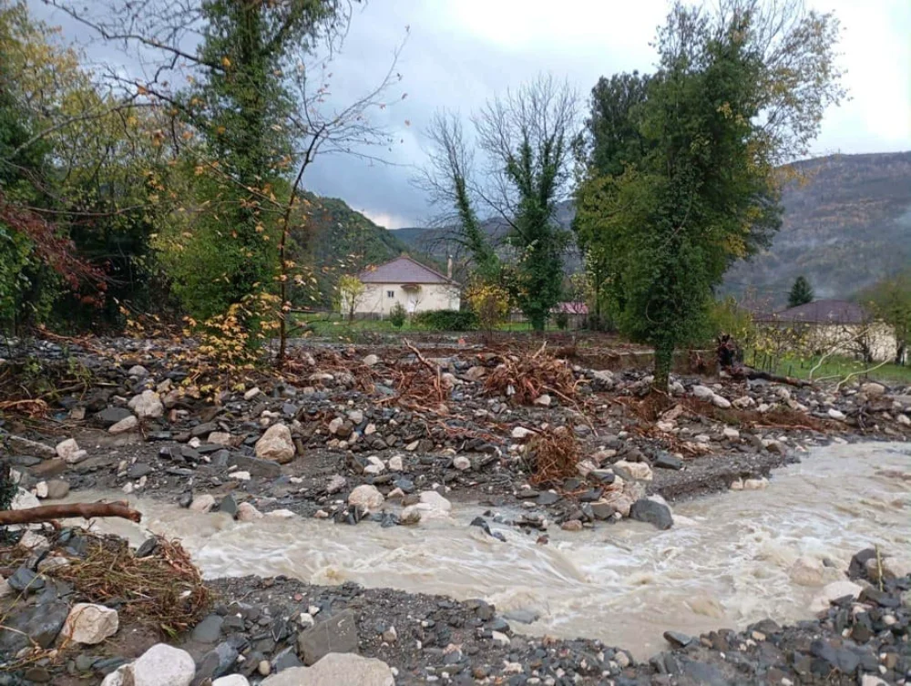 Σγάρα Τζουμέρκων.. Η φύση «χτύπησε» ανελέητα- Εικόνες καταστροφής 1 sgara