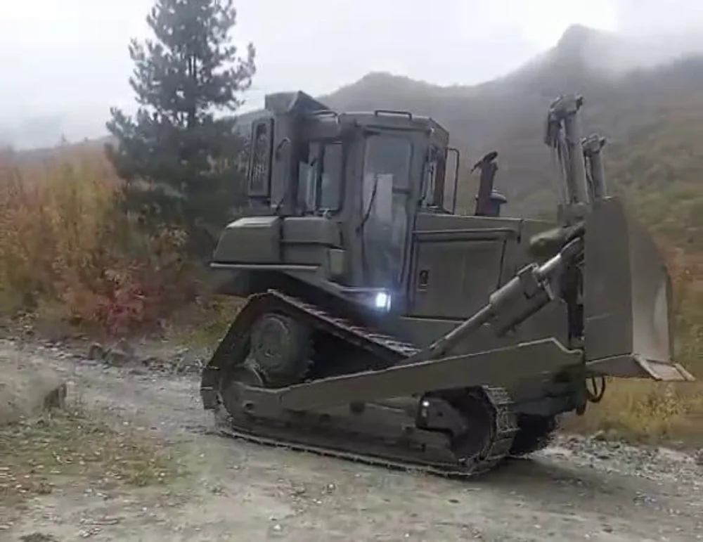 Γράμμος: Ο στρατός ανεβαίνει στην αλπική ζώνη για να ολοκληρώσει τον δρόμο ενώ η Περιφέρεια Ηπείρου ελέγχεται!!! 1 stratos mixanimata