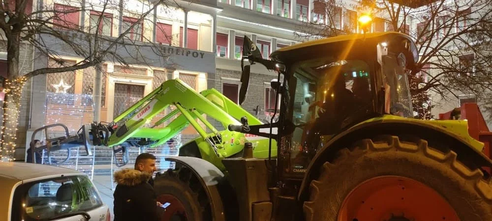 Μεγάλη αγροτική κινητοποίηση στο κέντρο των Ιωαννίνων 1 trakter plateia