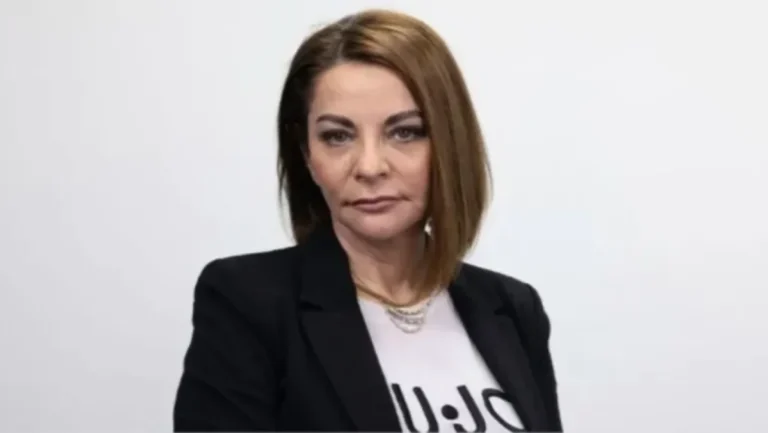 antigoni paneli