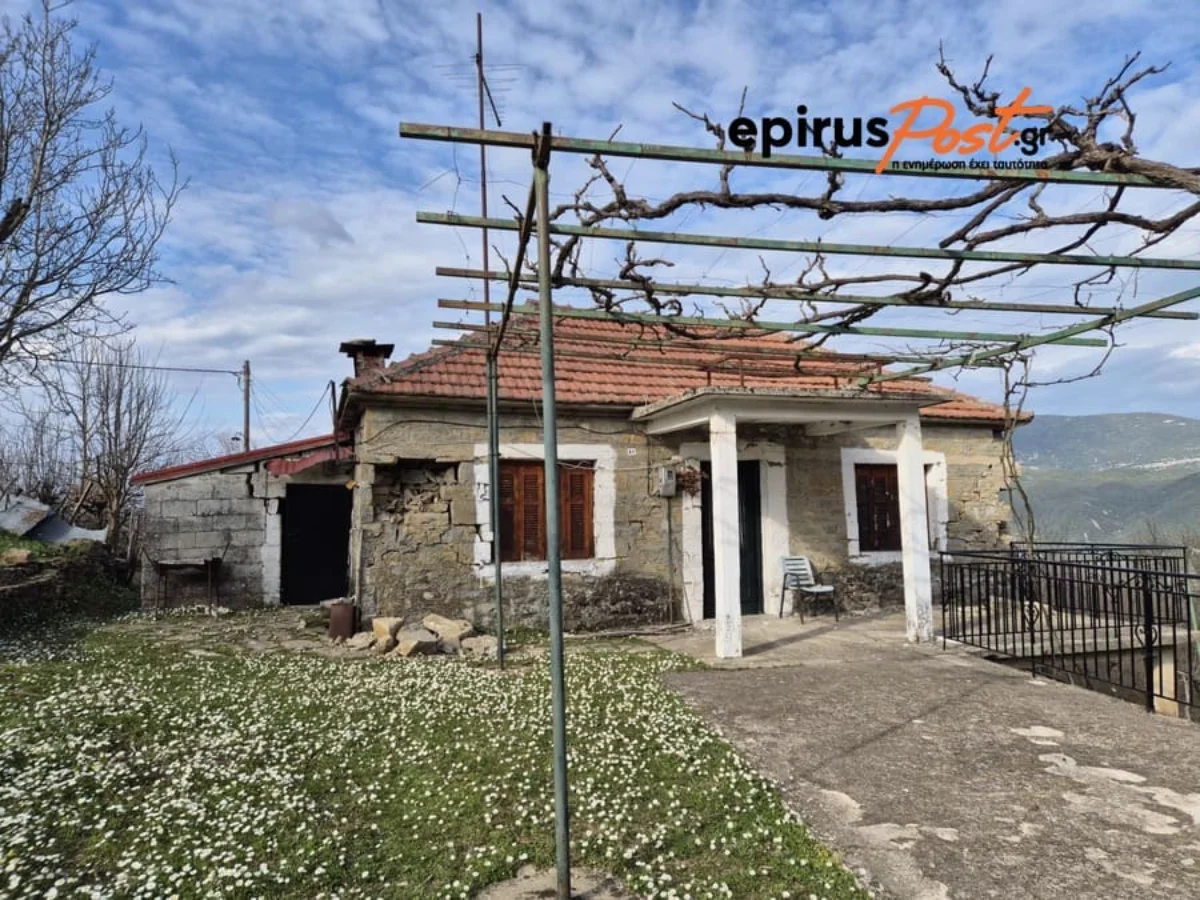 Σεισμός 5,3 Ρίχτερ: Μεγάλες ζημιές σε χωριά του Δήμου Δωδώνης - Αποκαλυπτικές εικόνες σε Ψήνα, Σενίκο και Άγιο Νικόλαο 12 agios nikolaos