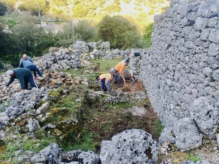 anaskafes souli