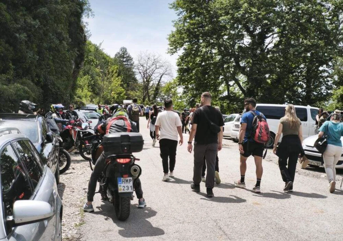 Το «θαύμα» της Κόνιτσας: Πληρότητα 100% και πρωτοφανής τουριστική κίνηση ΦΩΤΟ-ΒΙΝΤΕΟ 1 konitsa kinisi