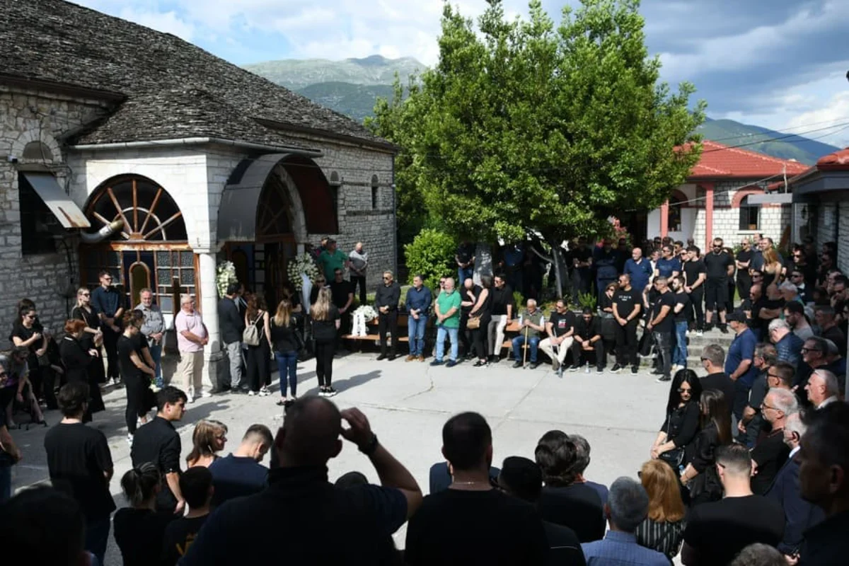 Σε κλίμα οδύνης το τελευταίο «αντίο» στον Μάριο Οικονόμου 1 marios oikonomou