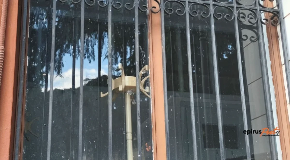 Κατέβηκαν οι πινακίδες και άδειασε το κτίριο- Τέλος για το Στρατοδικείο Ιωαννίνων ΦΩΤΟ 2 stratodikeio