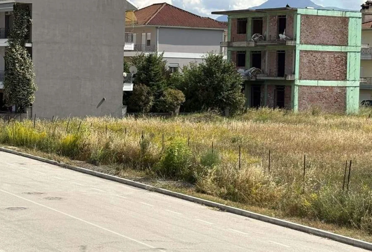 «Ημιτελής καθαρισμός» στον Βοτανικό – Έντονες αντιδράσεις κατοίκων 1 votanikos xorta