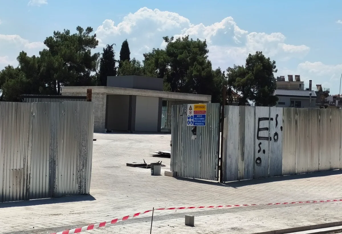 Στο τέλος Αυγούστου ανοίγει η κάθοδος στην κεντρική πλατεία- Μπέγκας: «Το μείζον είναι να ολοκληρωθεί το έργο 1 ασανσερ