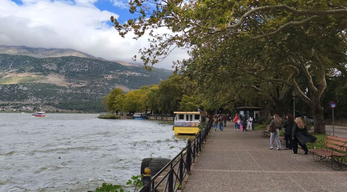 Ισχυροί άνεμοι στο λεκανοπέδιο Ιωαννίνων – Προσοχή στις ριπές 1 aeras limni