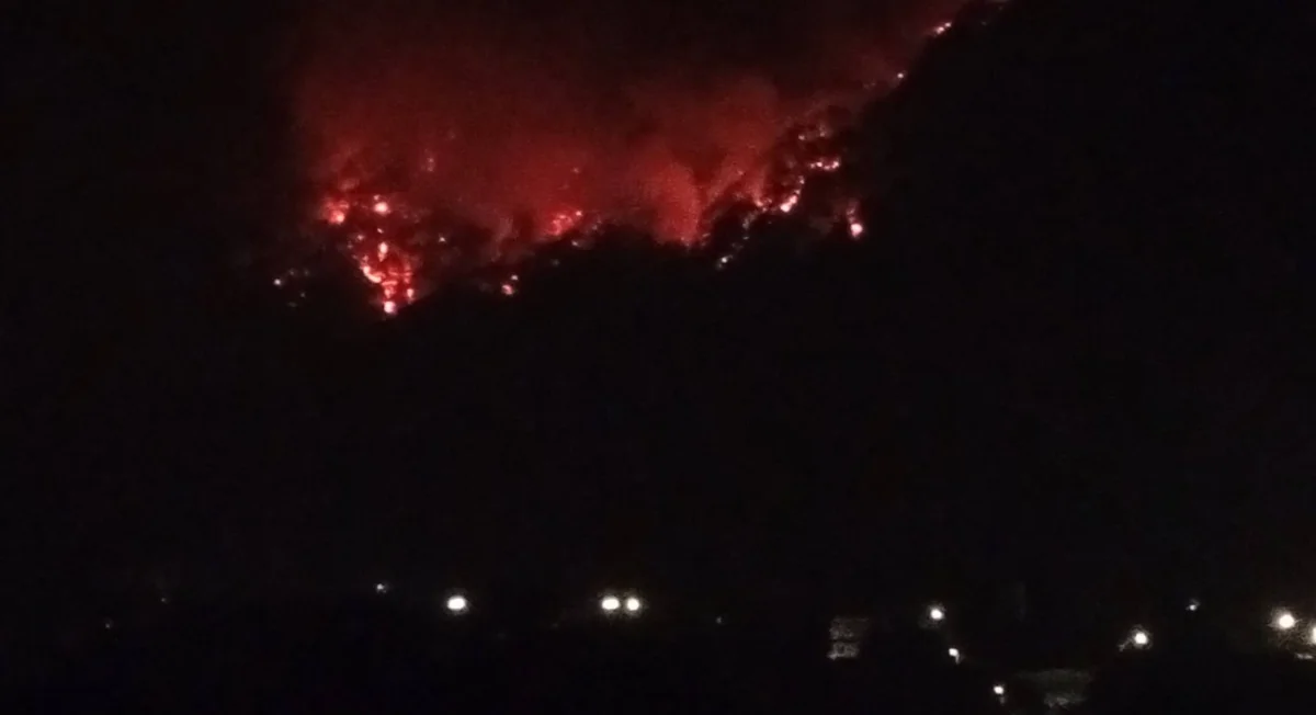 Κόνιτσα: Γιγαντιαία επιχείρηση με επίγειες και εναέριες δυνάμεις- 112 και οδηγίες προστασίας στους κατοίκους 1 konitsa fotia