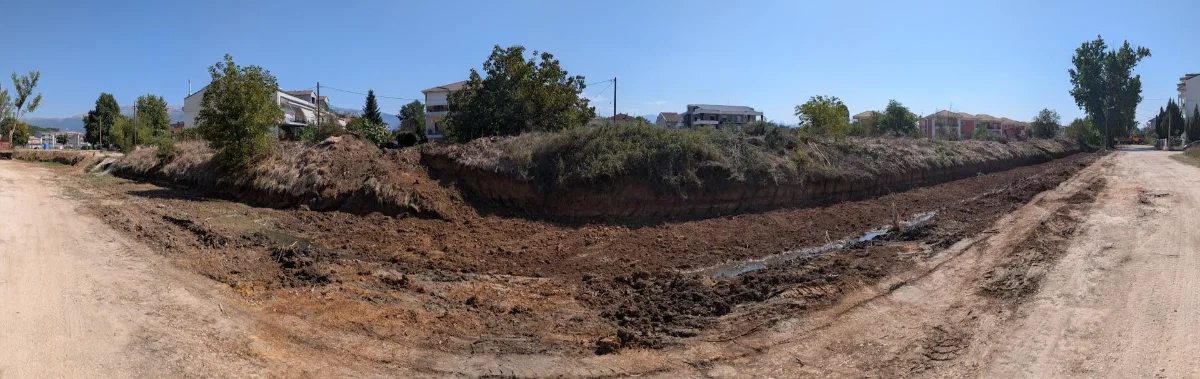 «Ισοπέδωσαν» το ρέμα και το άφησαν εκτεθειμένο- Σοβαροί προβληματισμοί κατοίκων στο Κάτω Νεοχωρόπουλο 1 rema