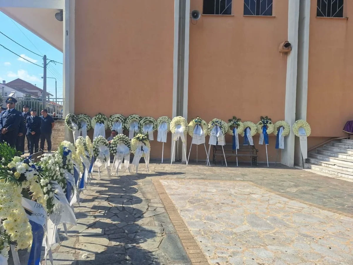 Βαρύ πένθος στην Ήπειρο- Τελευταίο αντίο στον Σμηναγό Δημήτρη Πέτρου! 2 sminagos kideia