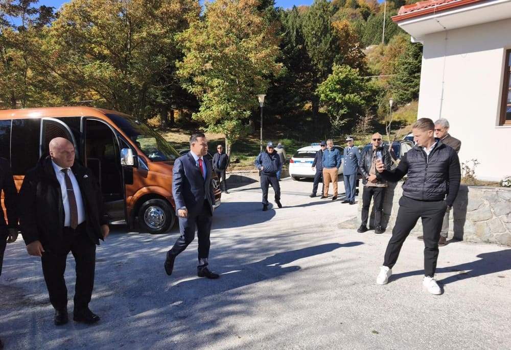 Μέτσοβο: Εγκαινιάστηκε το ανακαινισμένο Κέντρο Υγείας από τον Άδωνη Γεωργιάδη- Η «συμμορία της μιζέριας» και τα τηλεοπτικά κανάλια 1 adonis metsovo