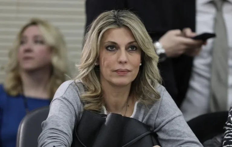 anna karamanli