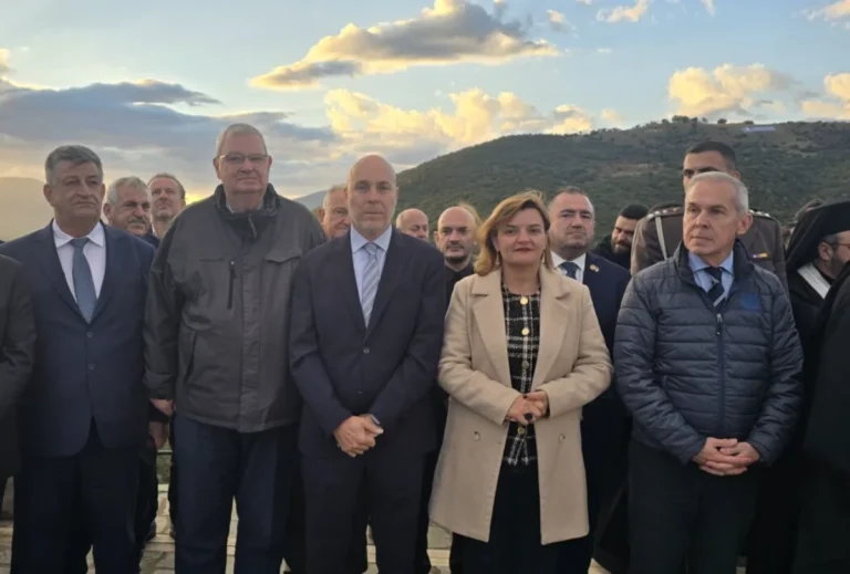 davakis apokentromeni