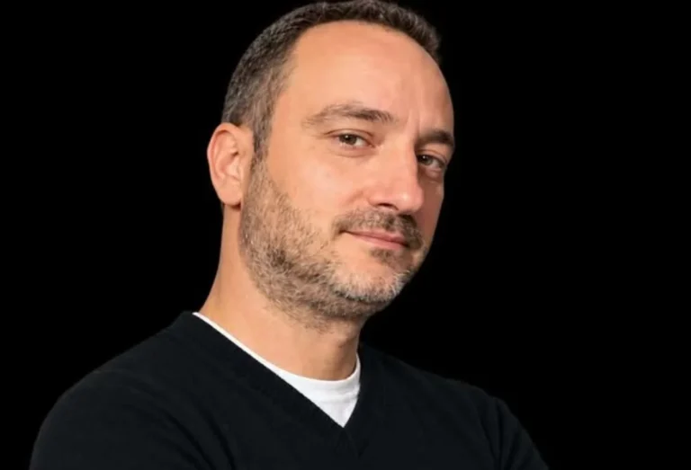 nikolos