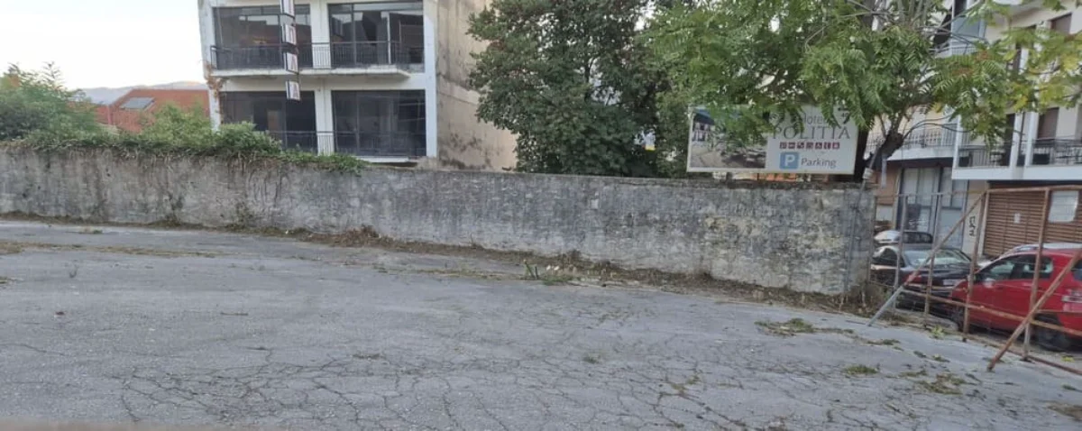 Παλιά ΚΤΕΛ Ιωαννίνων: Καθαρίστηκε ο χώρος, αλλά η πληγή παραμένει 2 palia ktel