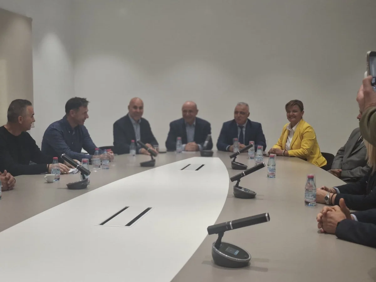 Πίνδος: Νέες επενδύσεις και στήριξη μέσω του Αναπτυξιακού Νόμου- Η επίσκεψη του Υφυπουργού 1 pindos tsavdaridis