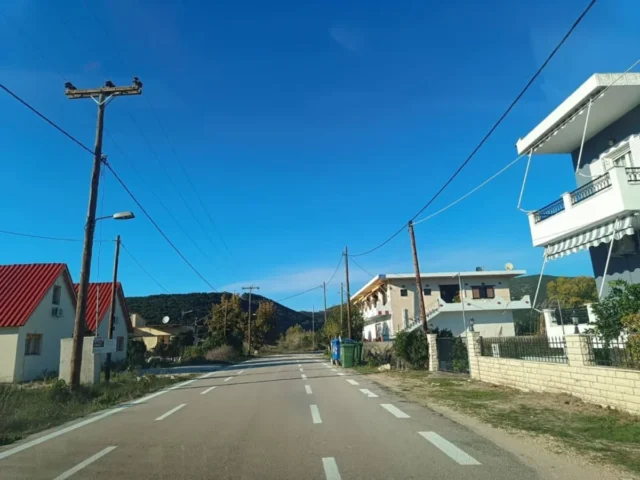 podilatodromos ammoudia