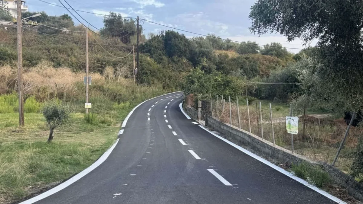 Πρέβεζα: Ο «ποδηλατόδρομος» των 7 εκατομμυρίων με τις διαγραμμίσεις-παγίδα Εικόνες 1 podilatodromos