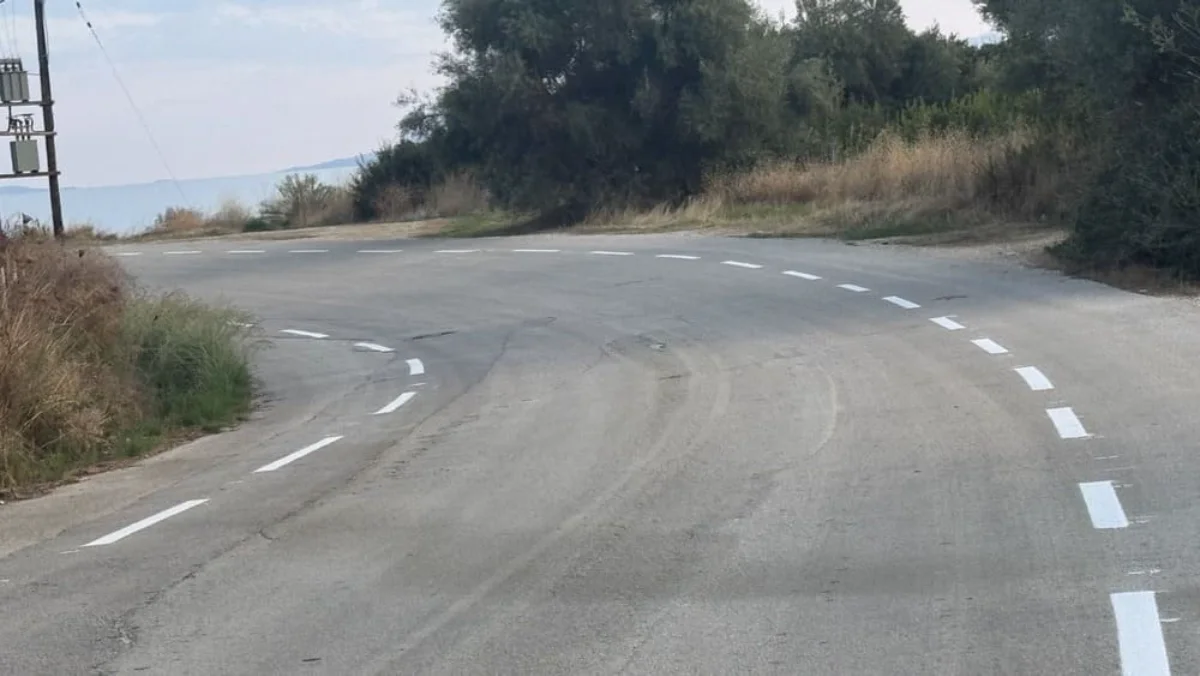 Πρέβεζα: Ο «ποδηλατόδρομος» των 7 εκατομμυρίων με τις διαγραμμίσεις-παγίδα Εικόνες 2 podilatodromos