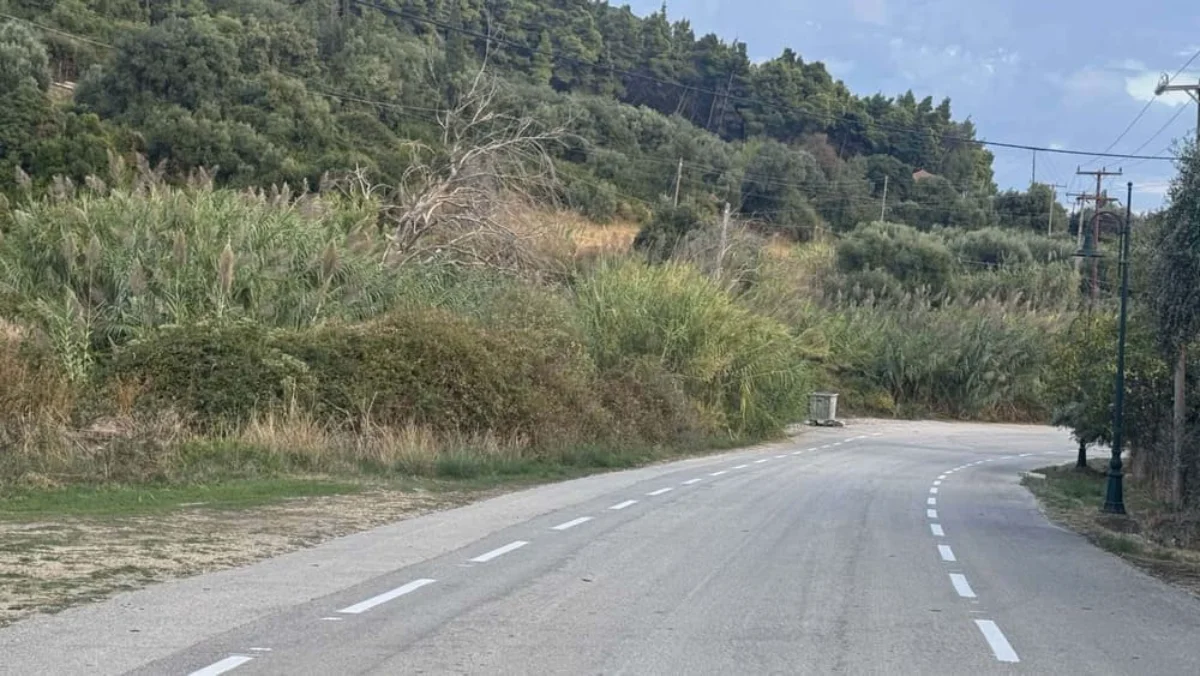 Πρέβεζα: Ο «ποδηλατόδρομος» των 7 εκατομμυρίων με τις διαγραμμίσεις-παγίδα Εικόνες 4 podilatodromos