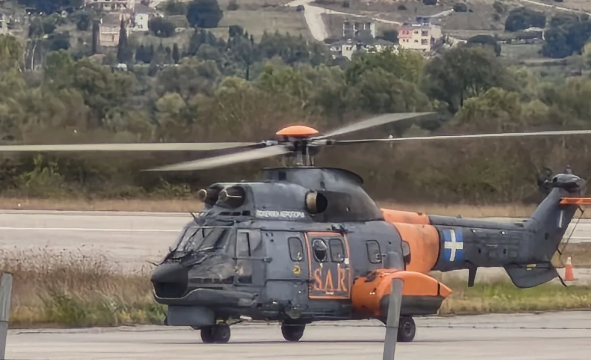 Βίκος: Με Super Puma στα Ιωάννινα ο 85χρονος Ελβετός μετά την πτώση στο φαράγγι 1 super puma