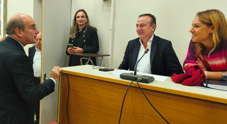xatzidakis averof