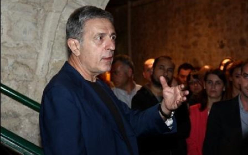 KOYLOGLOY ARTA