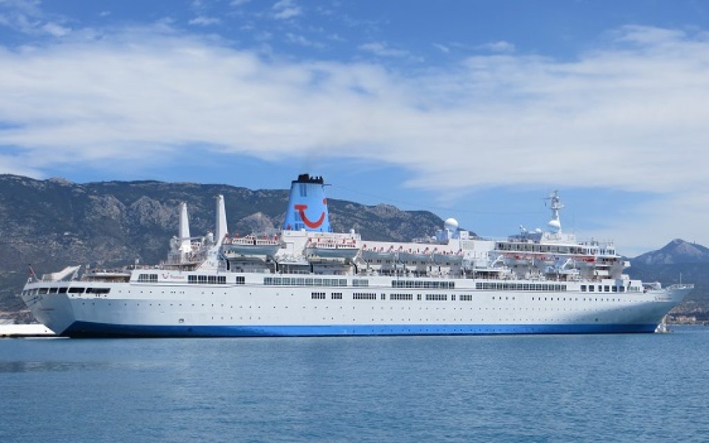 KROYAZIERA TOMSON