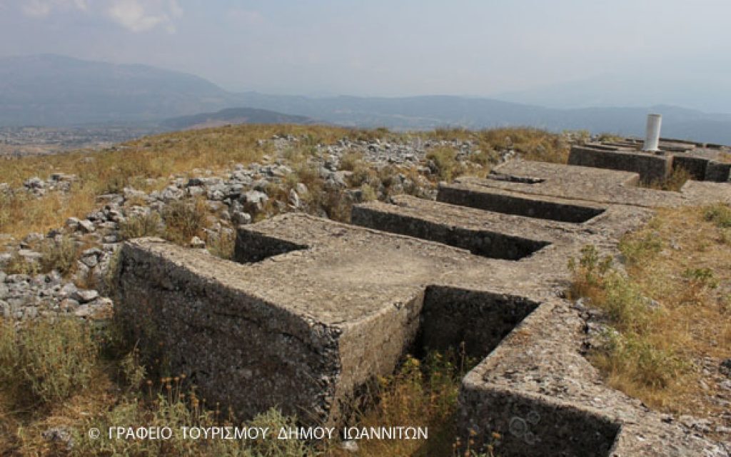 MPIZANI OXYRA