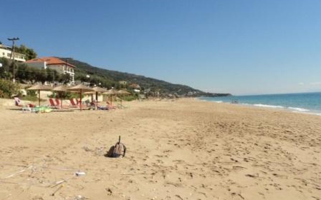 PARALIA TSIGARA