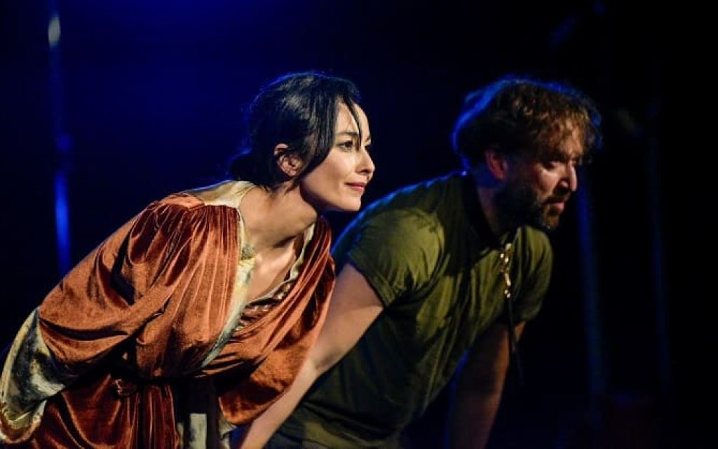 afroditi me ti gouna