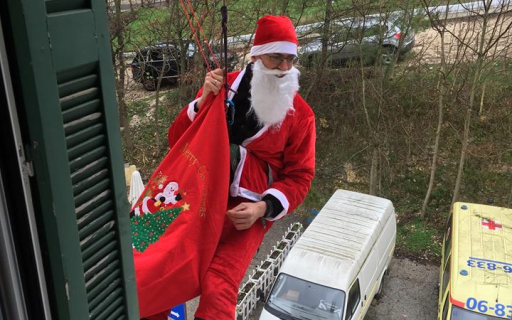 ai vasilis emak xatzikosta1