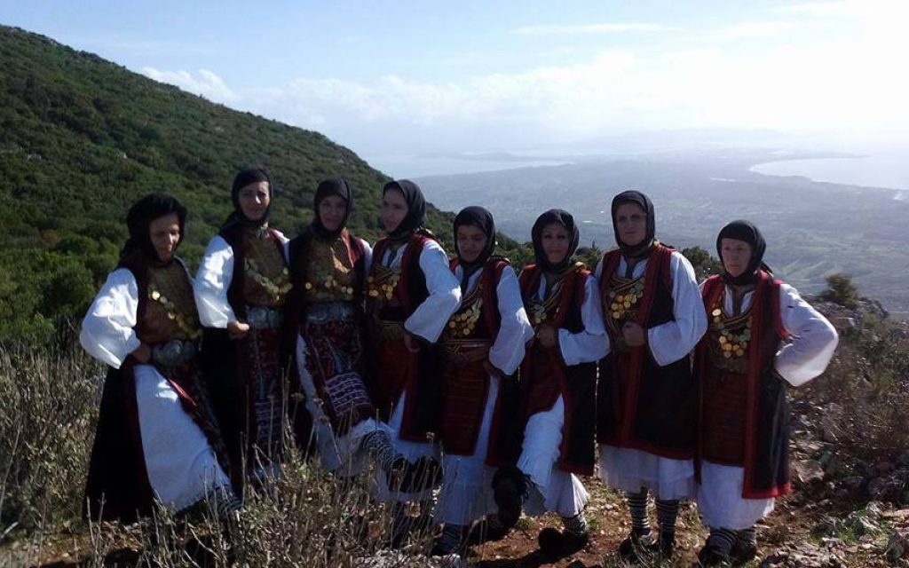 axoros zalogou