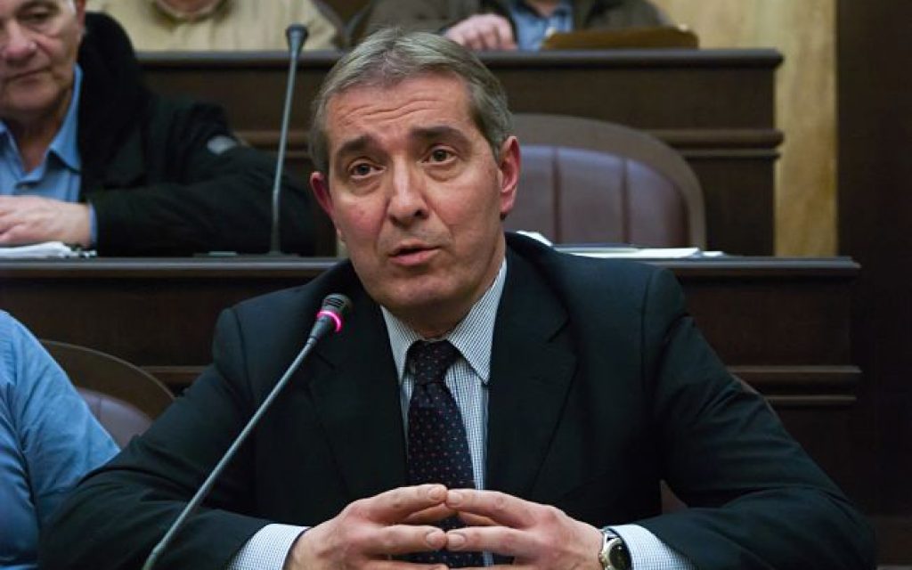 axpanos
