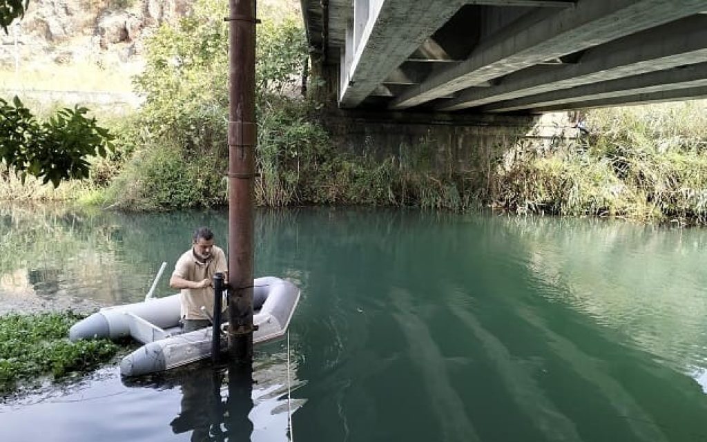 diktio parakoloutisis idaton