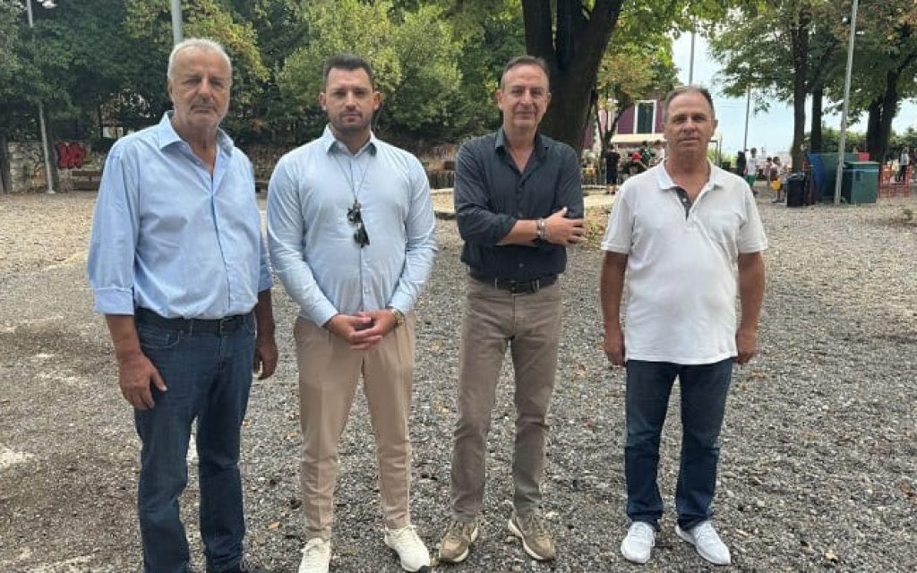 dimarxos antidimarxoi