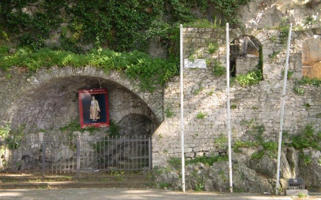 dionisiou f