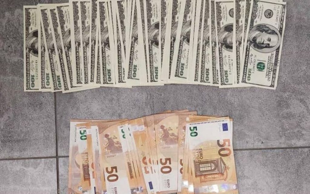 dolaria