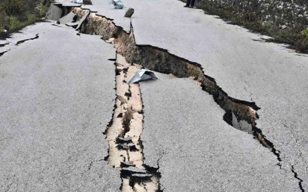 dromos agios andreas