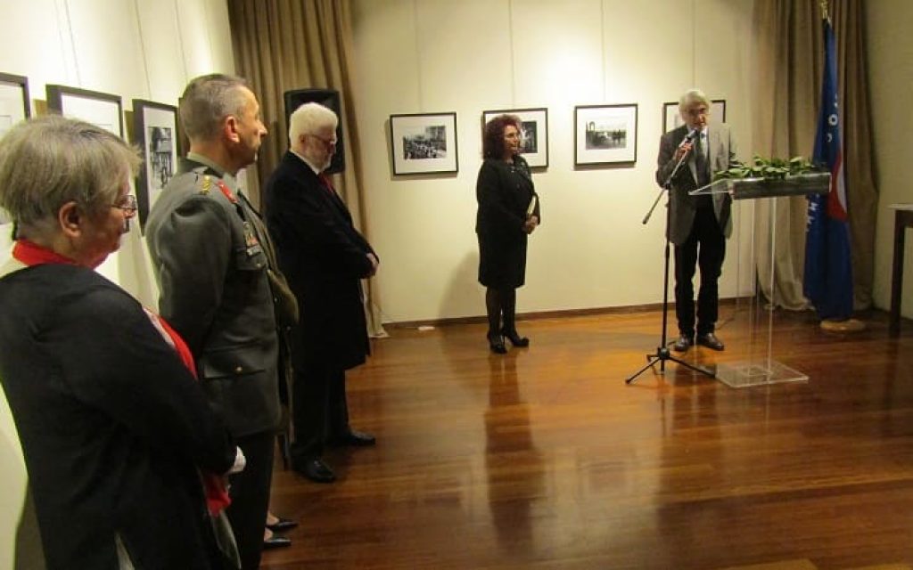 egkainia pinakotiki1