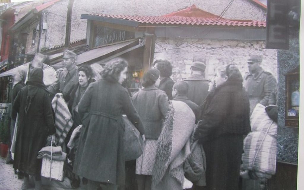 ekdilosi mavili2