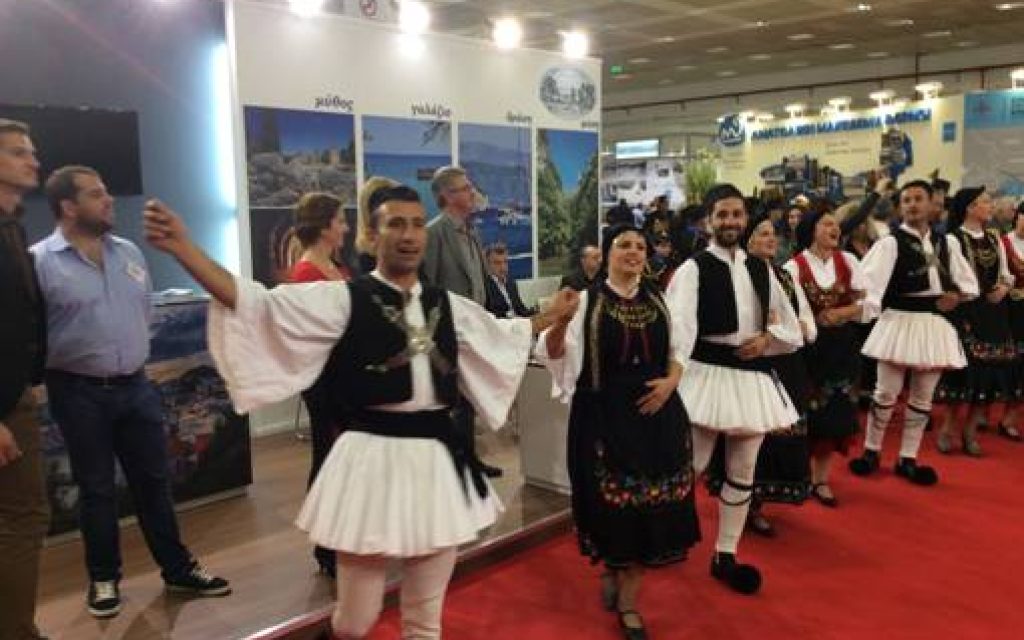 ektesi parga2
