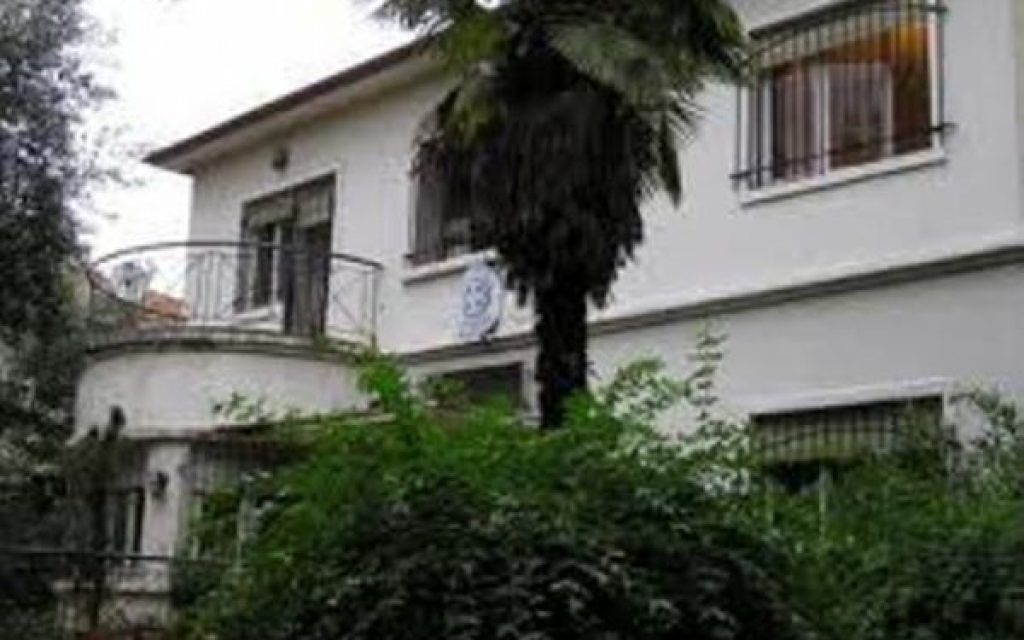 elliniki presveia